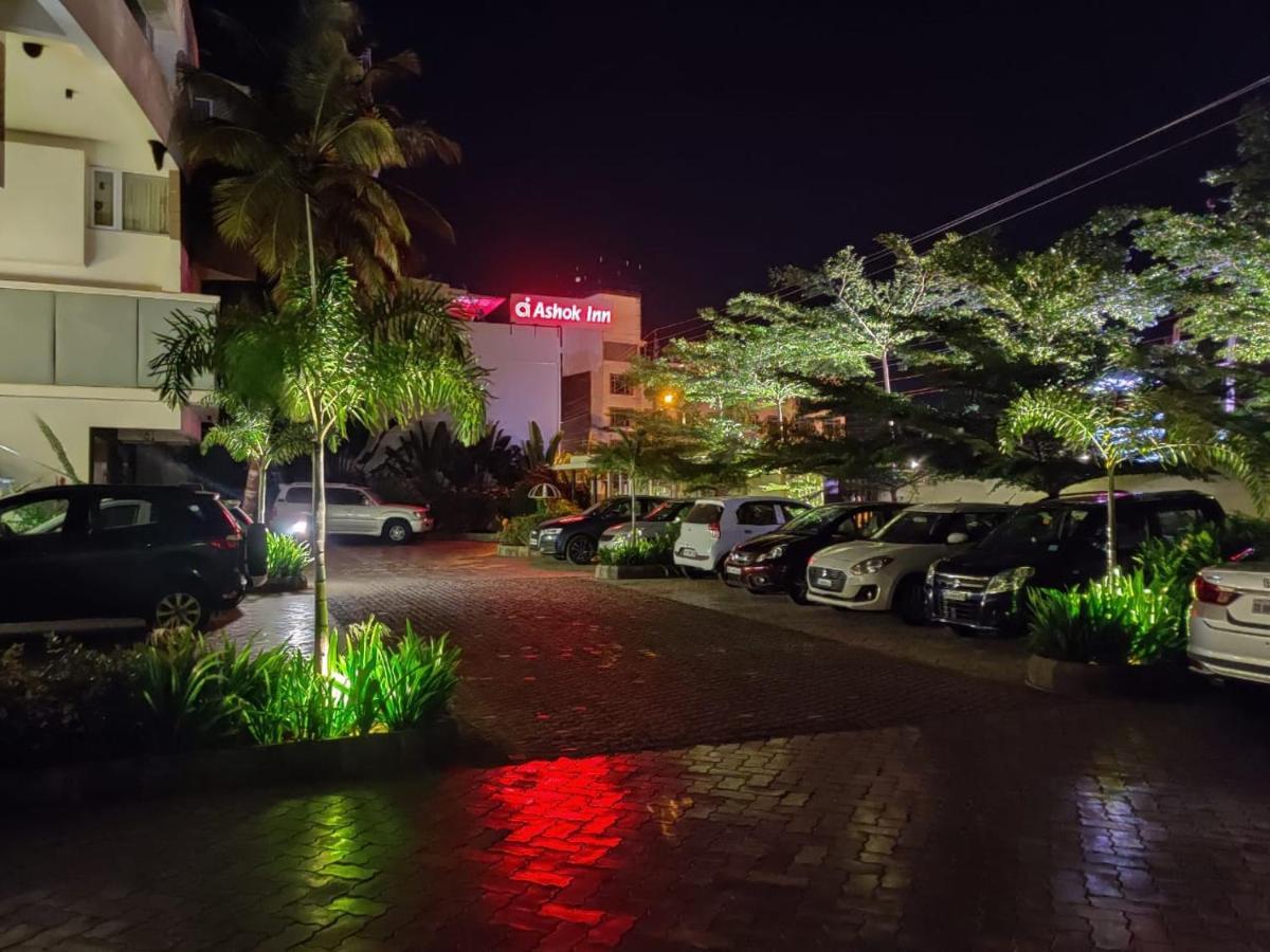 Ashok Inn Davangere Eksteriør billede