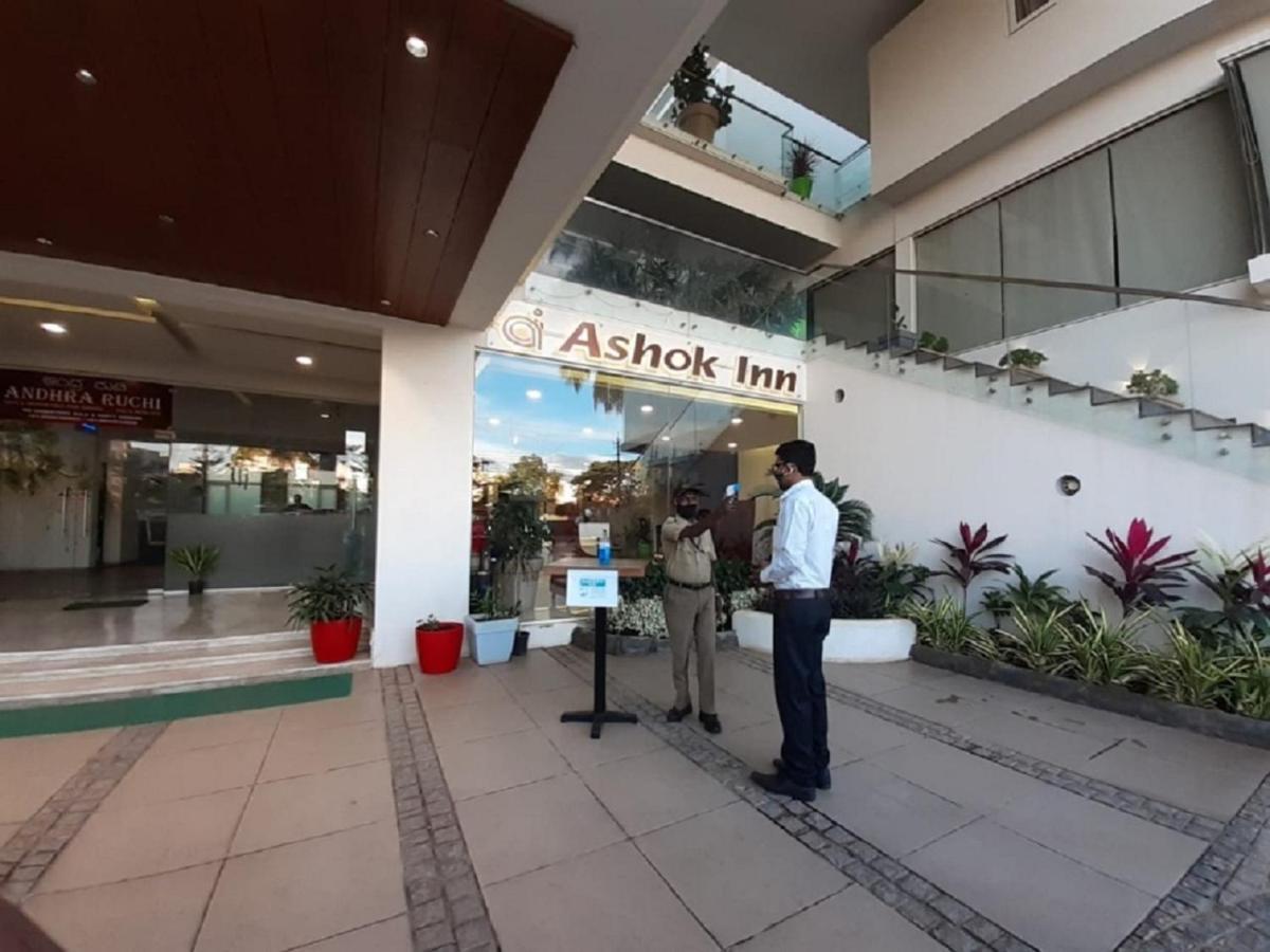 Ashok Inn Davangere Eksteriør billede