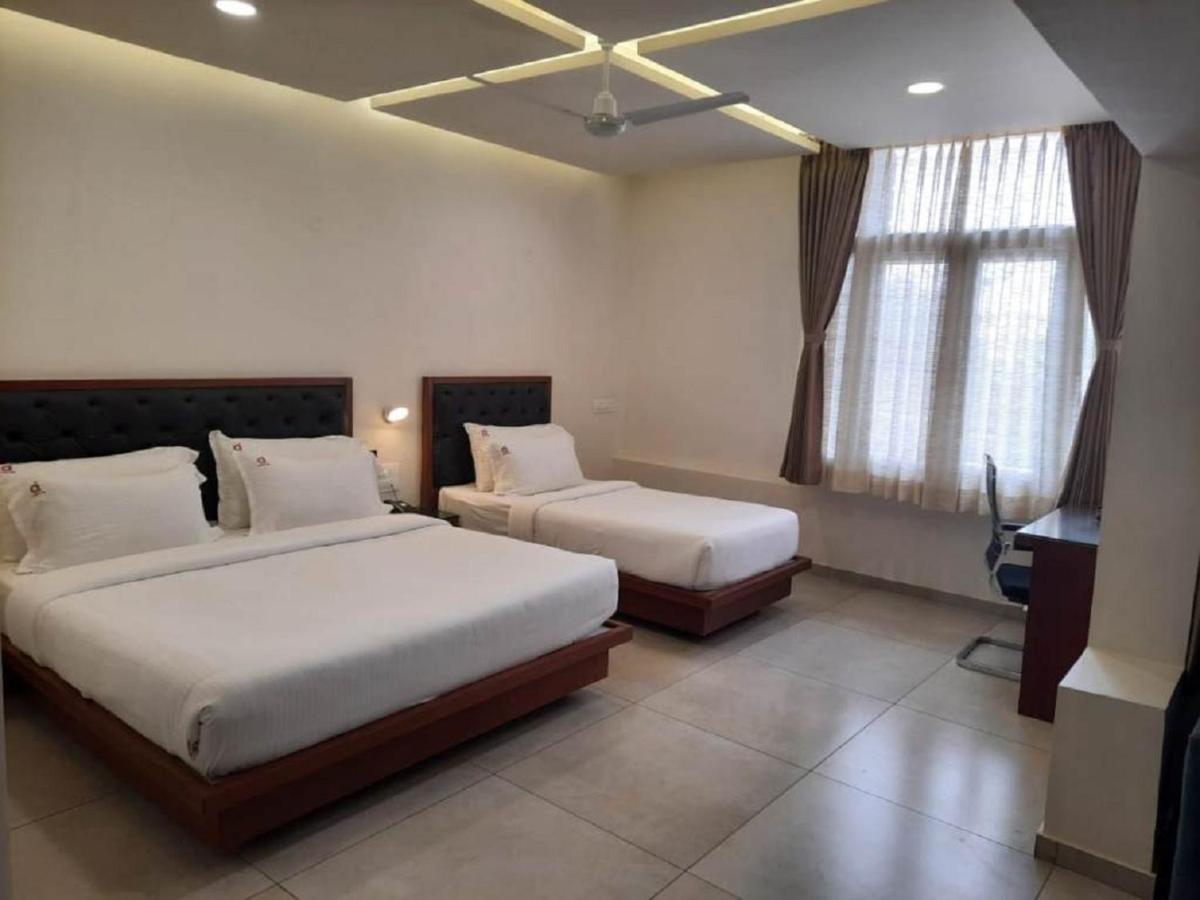 Ashok Inn Davangere Eksteriør billede
